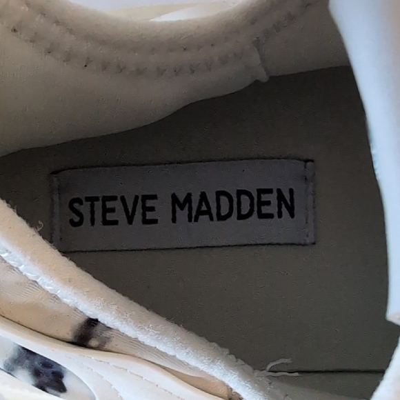 Steve Madden Monochrome Sneakers - Picture 3 of 10